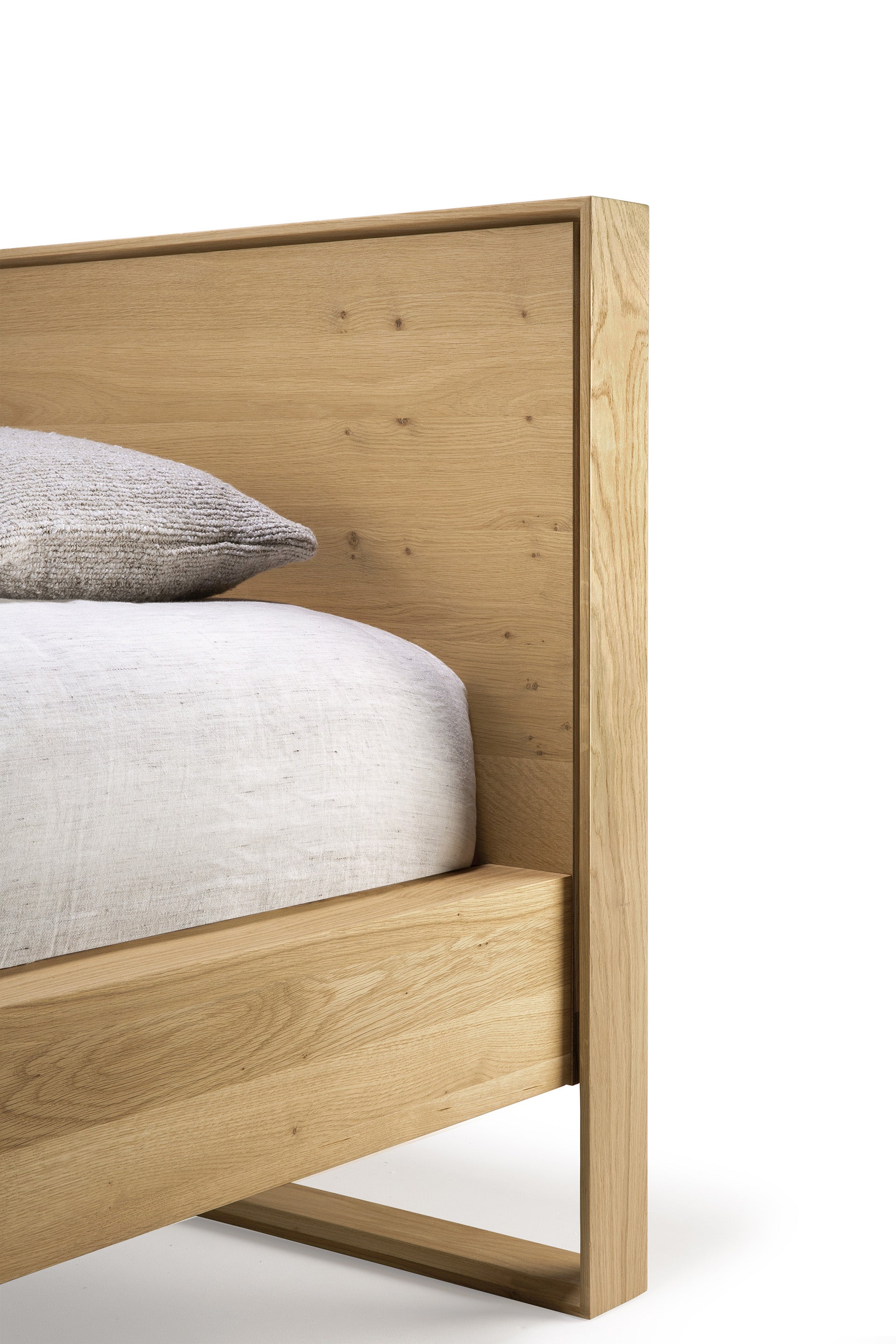 Norse Bed