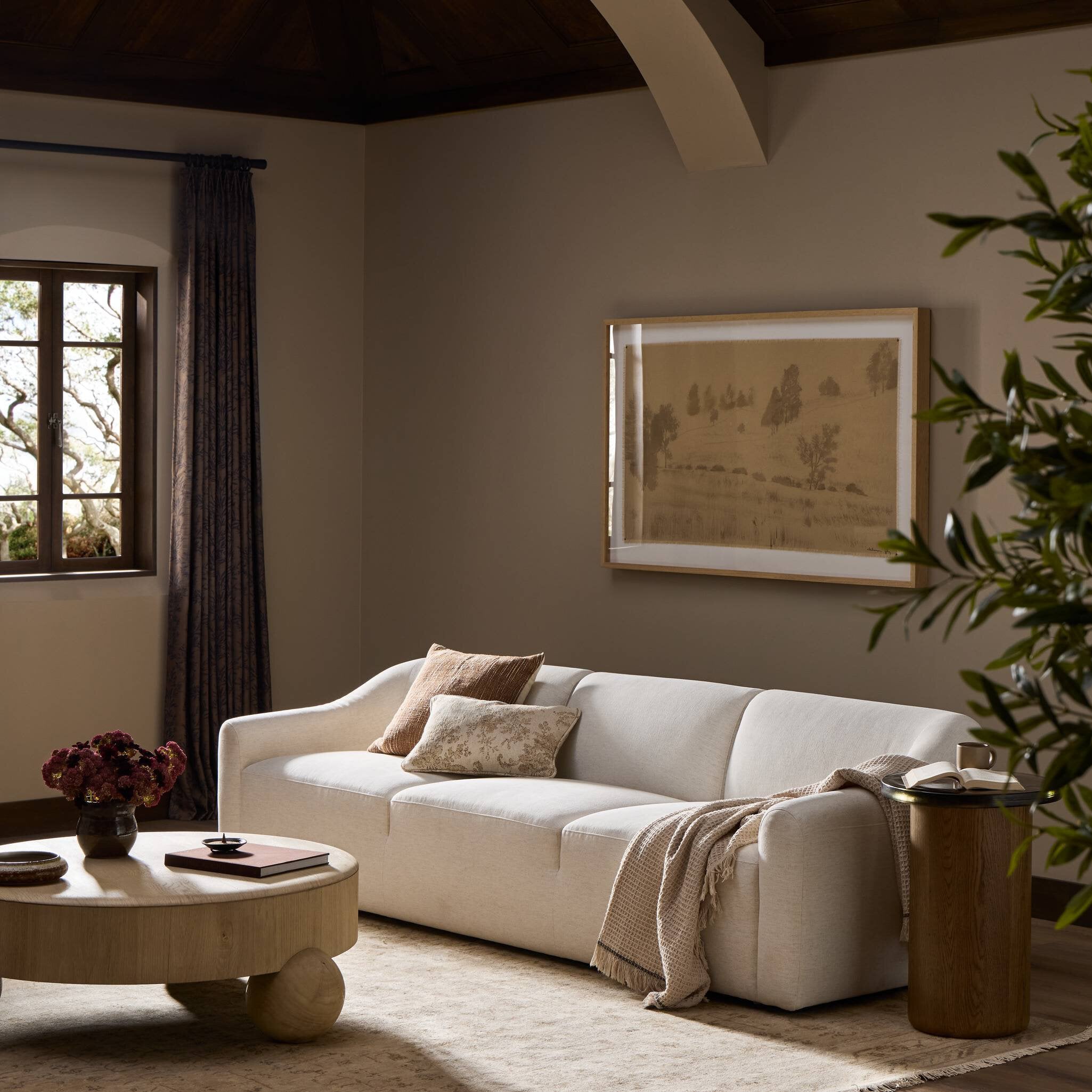 Nora Sofa