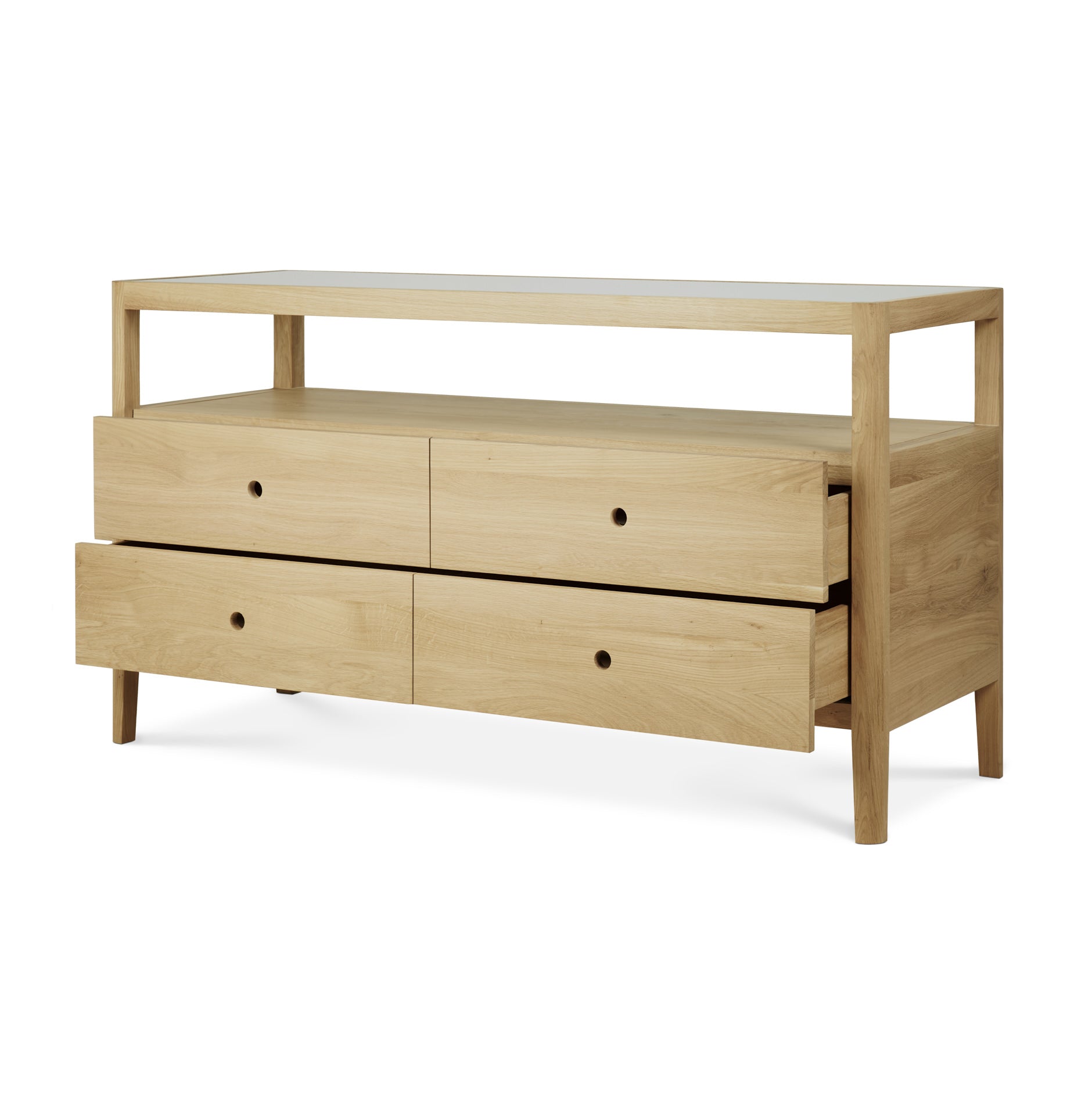 Astrid Dresser