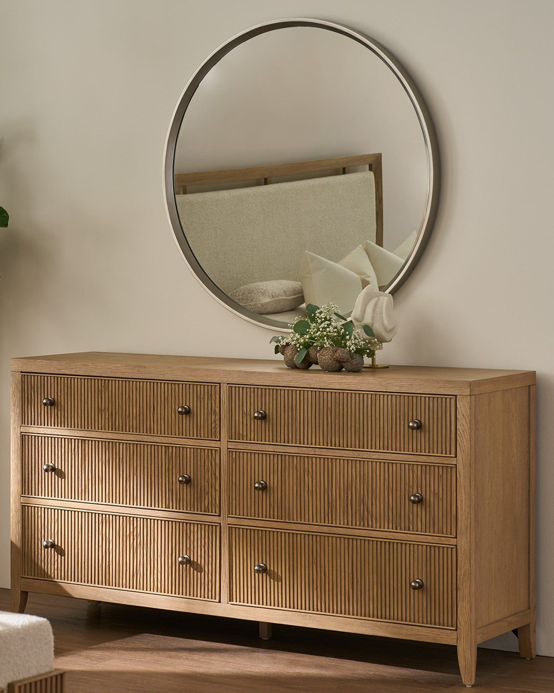 Merepoint Dresser