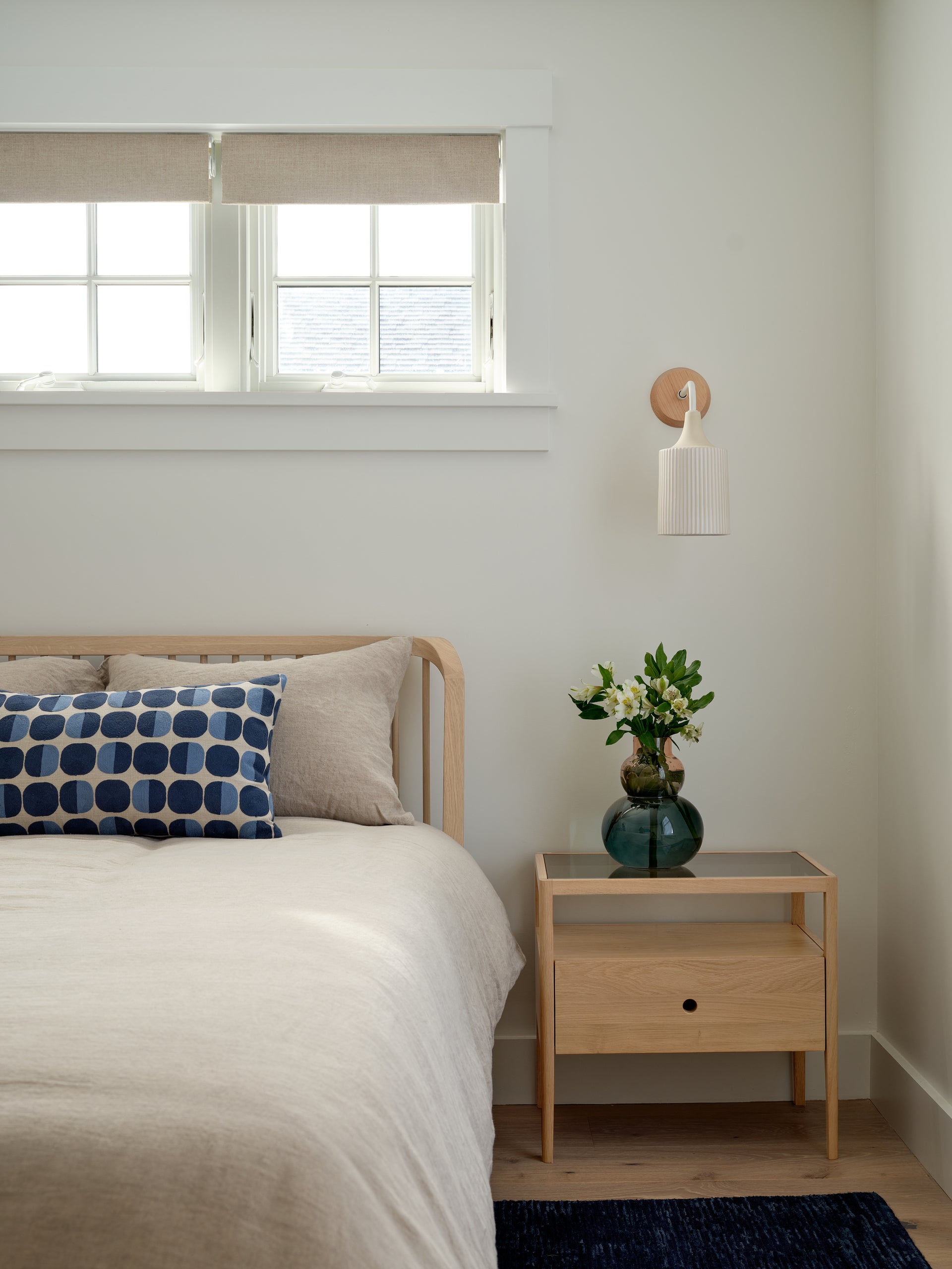 Astrid Bed