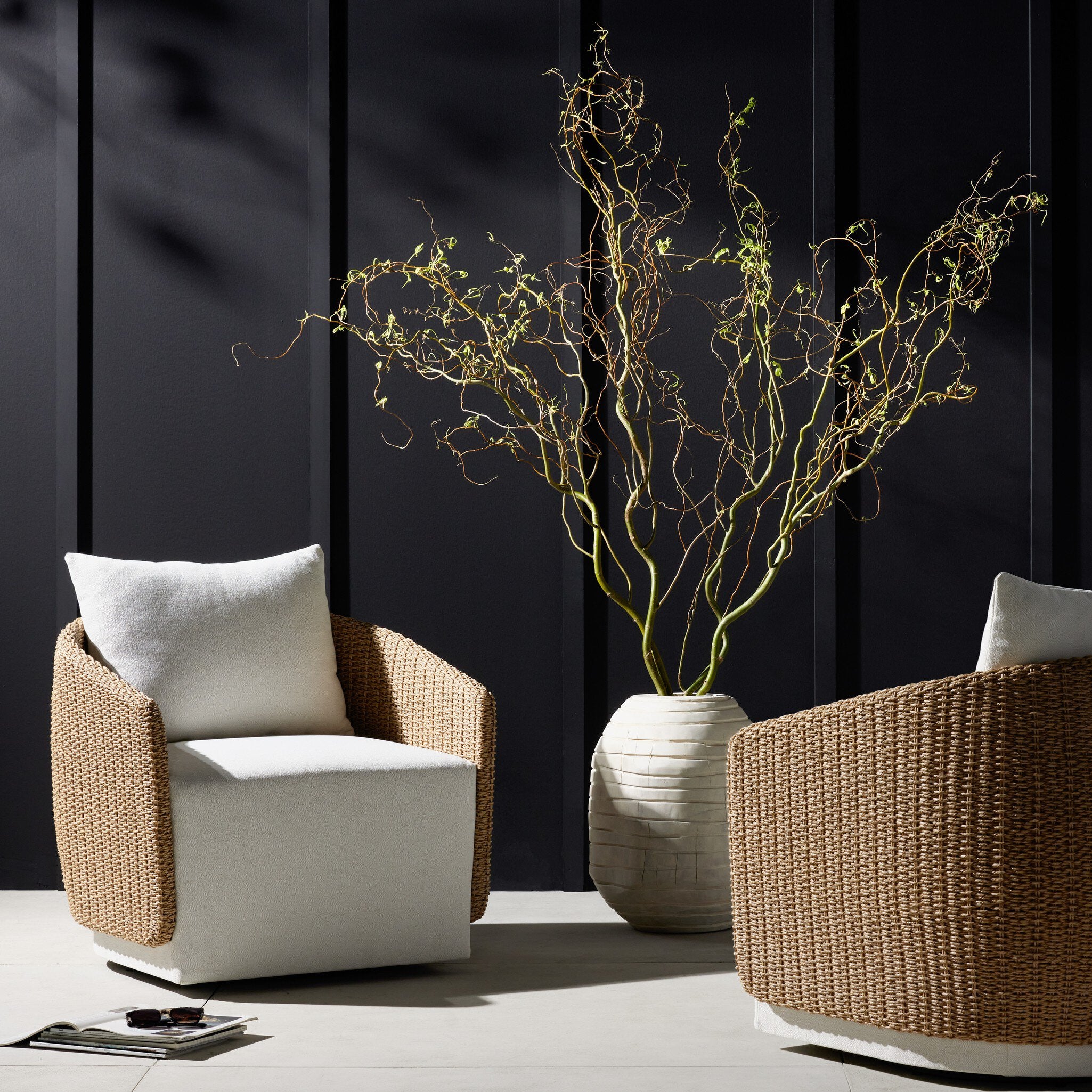 North Hampton Outdoor Swivel Chair