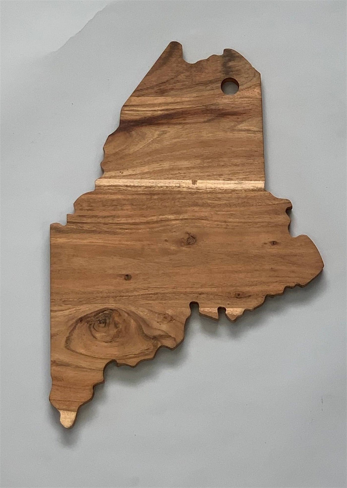 Acacia Wood Maine Cutting Board